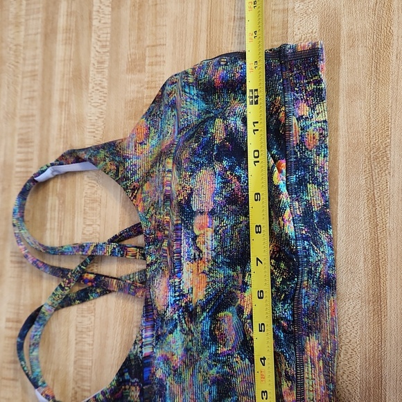 LULULEMON Multi Color Energy Bra Medium Support, size 10 - Picture 7 of 10